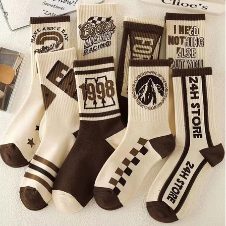 多配色潮流復古粗線襪 